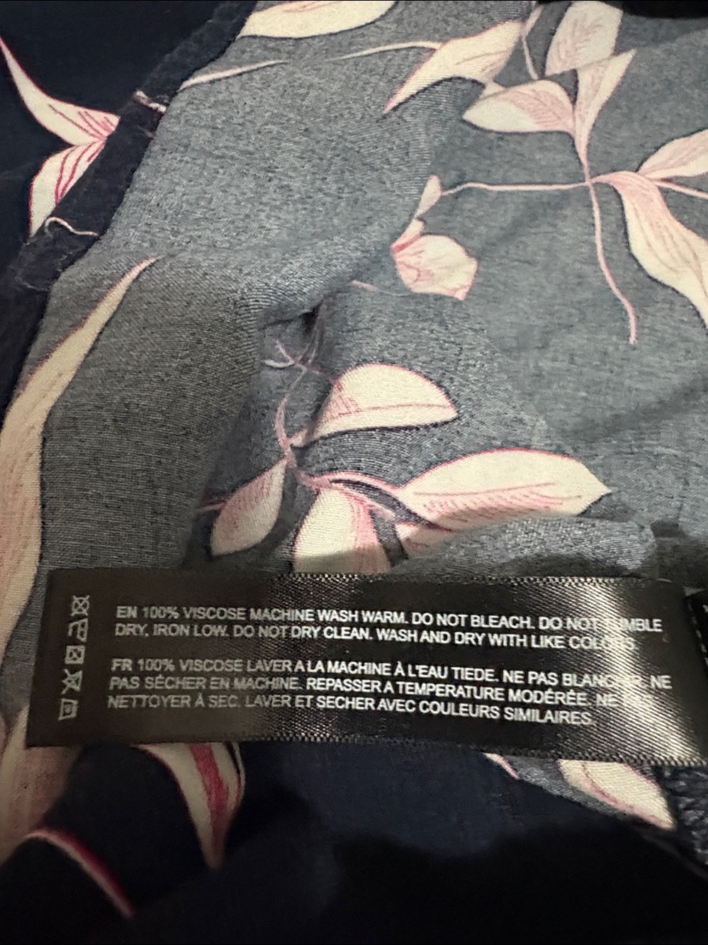 Denim & Flower Ricky Singh XL short sleeves shirt
Made in India
100% viscose - Picture 11 of 12